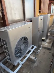 <br />
<b>Warning</b>:  Uninitialized string offset 0 in <b>/usr/home/mw2pymjgsz/www/htdocs/cms/wp-content/themes/hcs/single.php</b> on line <b>56</b><br />
