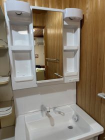 <br />
<b>Warning</b>:  Uninitialized string offset 0 in <b>/usr/home/mw2pymjgsz/www/htdocs/cms/wp-content/themes/hcs/single.php</b> on line <b>56</b><br />
