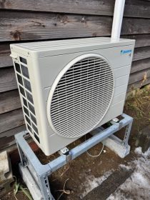 <br />
<b>Warning</b>:  Uninitialized string offset 0 in <b>/usr/home/mw2pymjgsz/www/htdocs/cms/wp-content/themes/hcs/single.php</b> on line <b>56</b><br />
